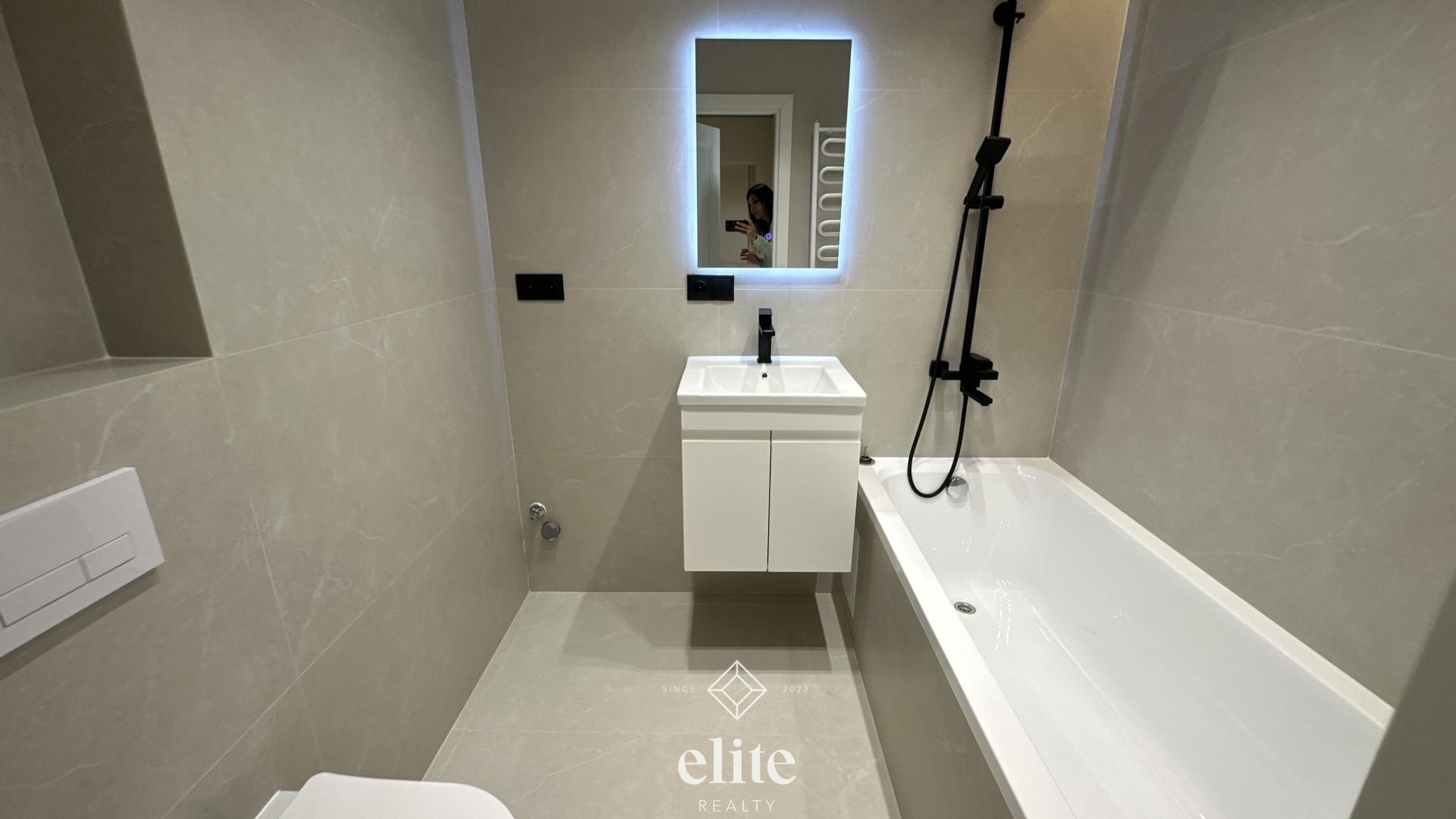 elite realty image