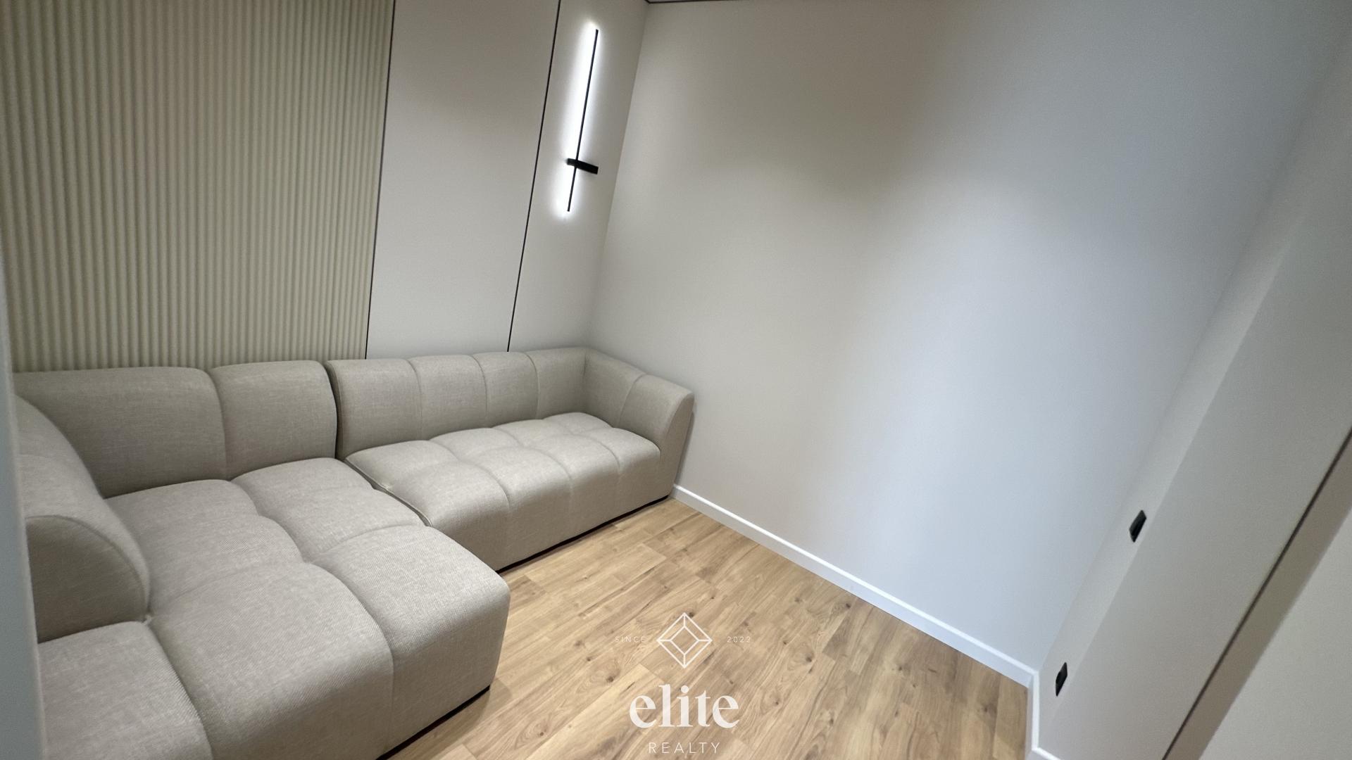 elite realty image
