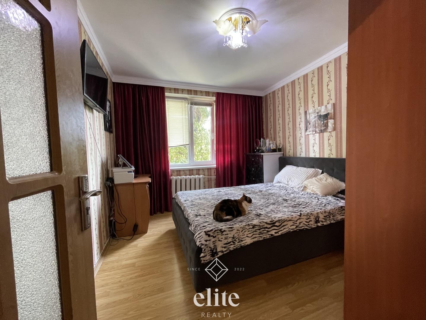 elite realty image