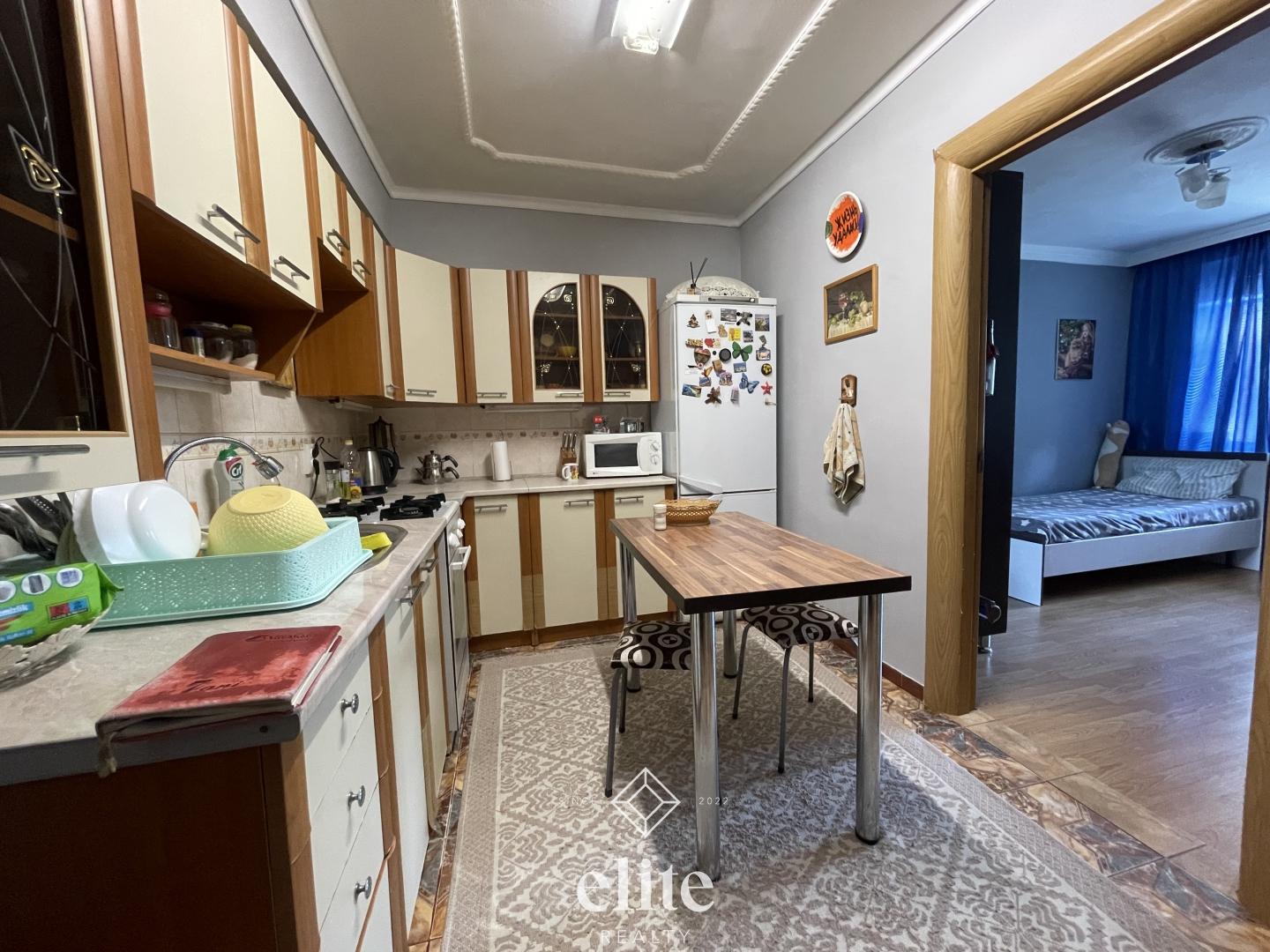 elite realty image