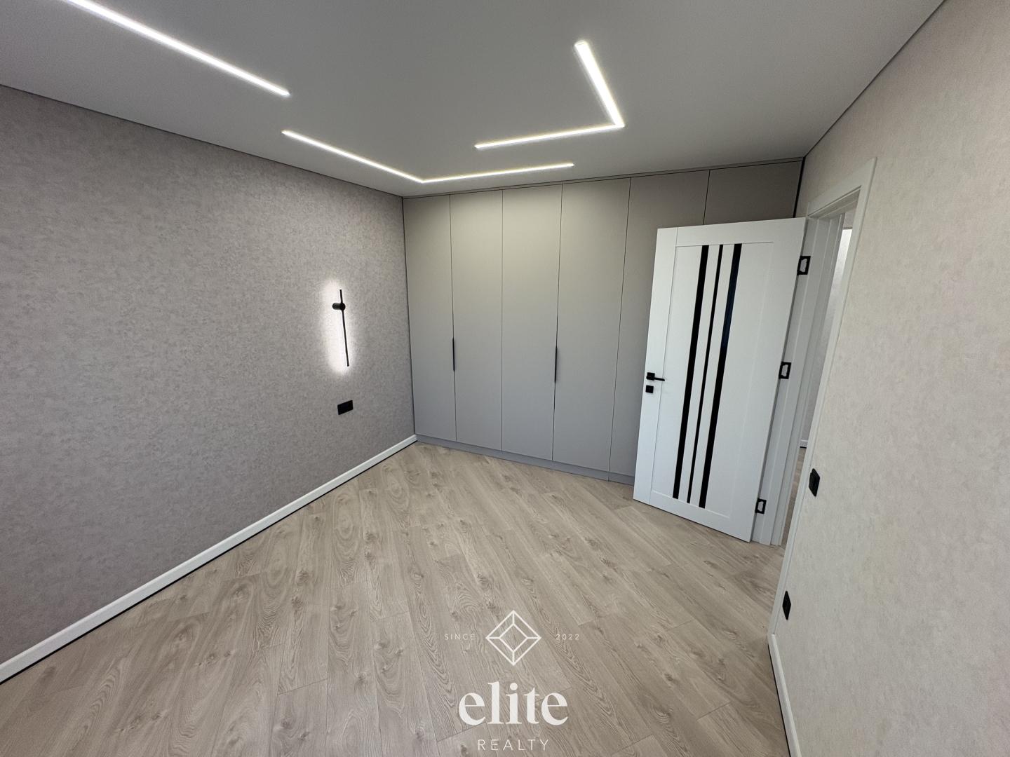 elite realty image