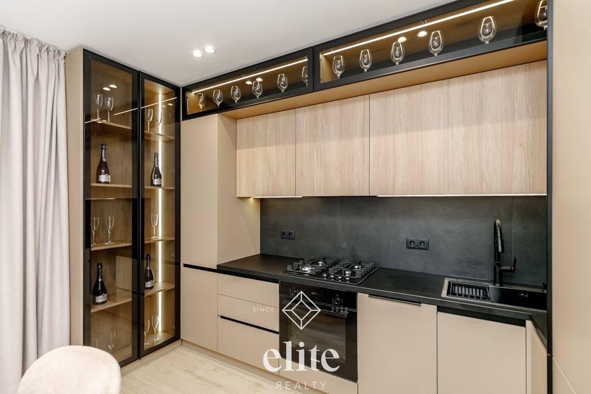 elite realty image