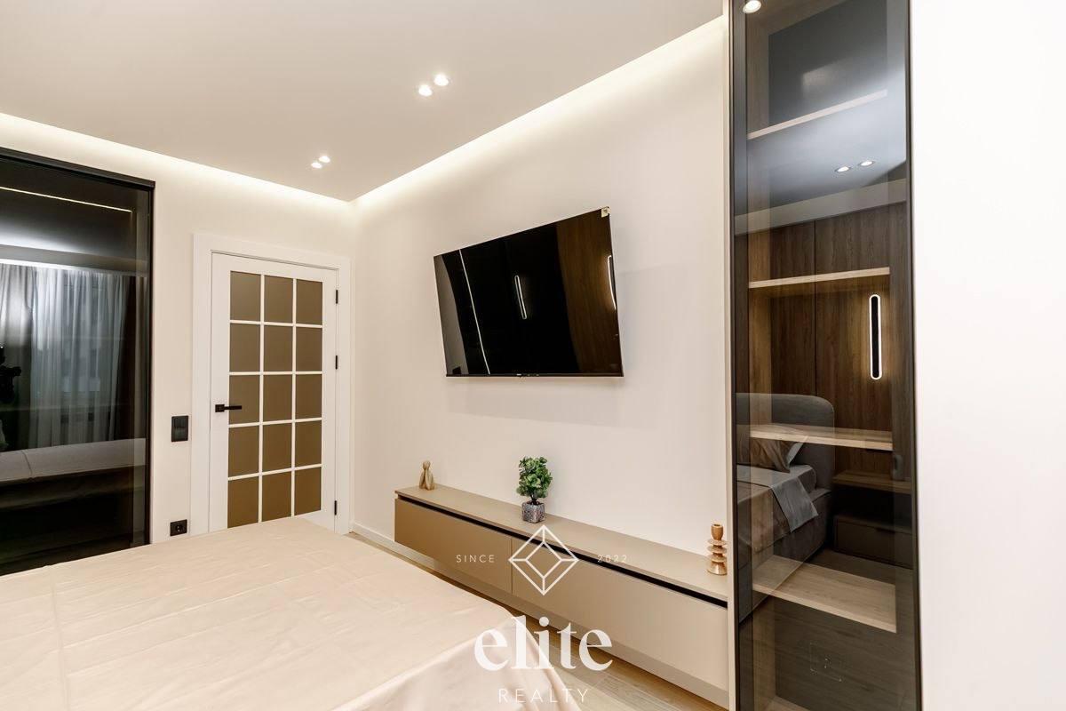 elite realty image