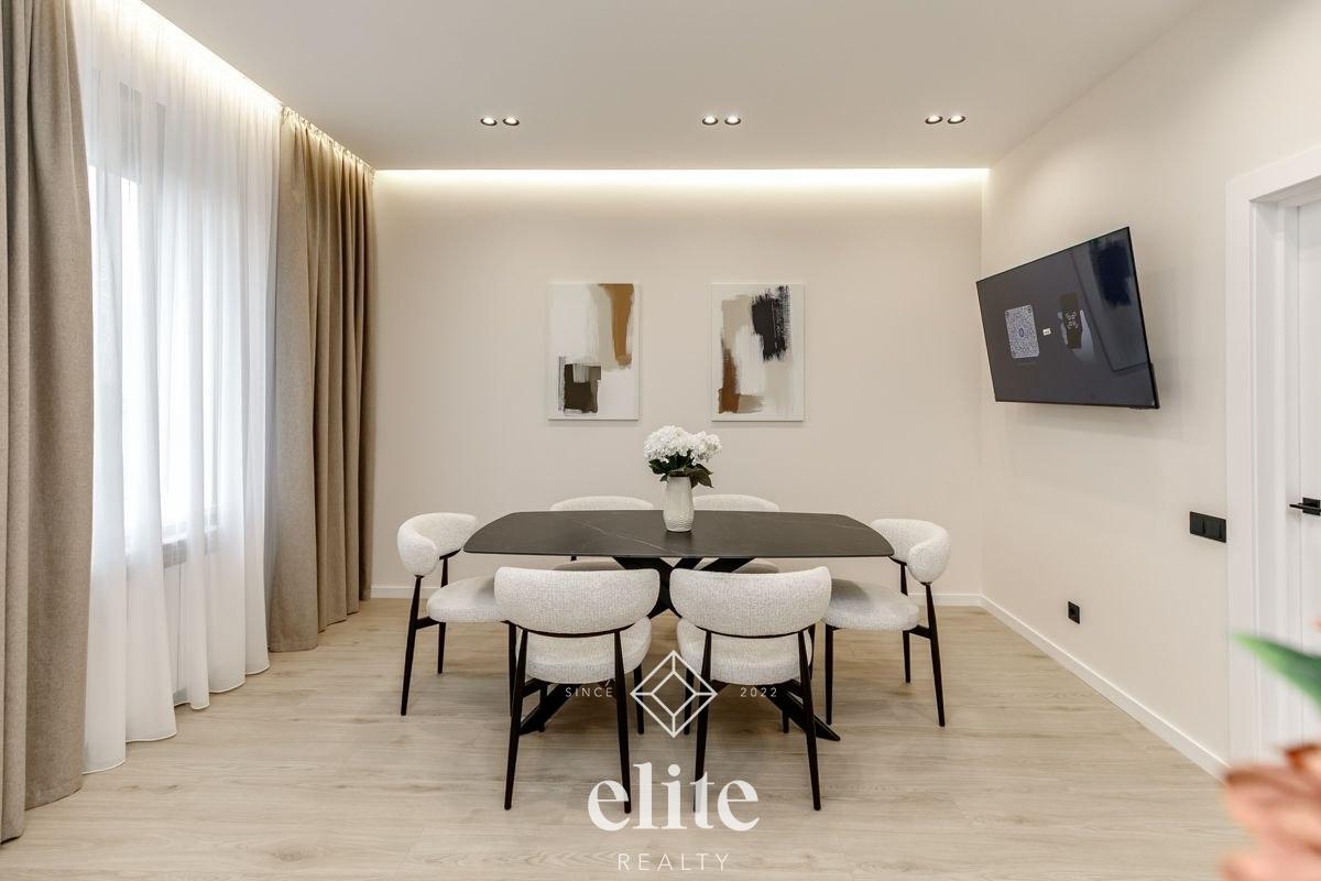 elite realty image