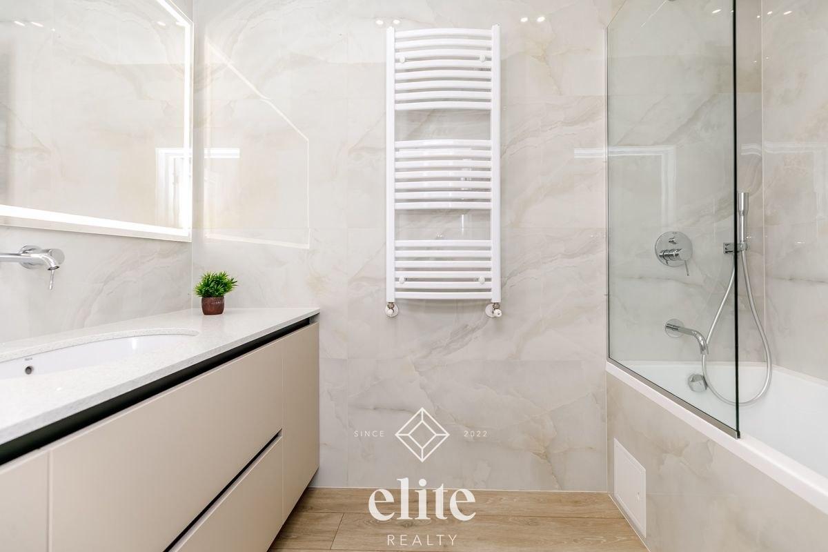 elite realty image