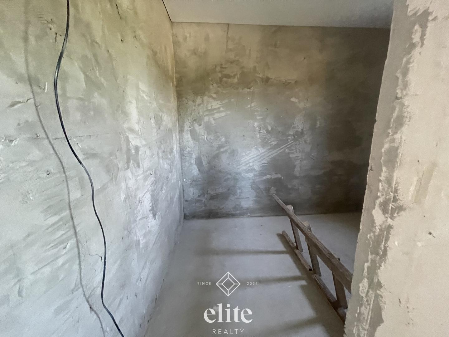 elite realty image