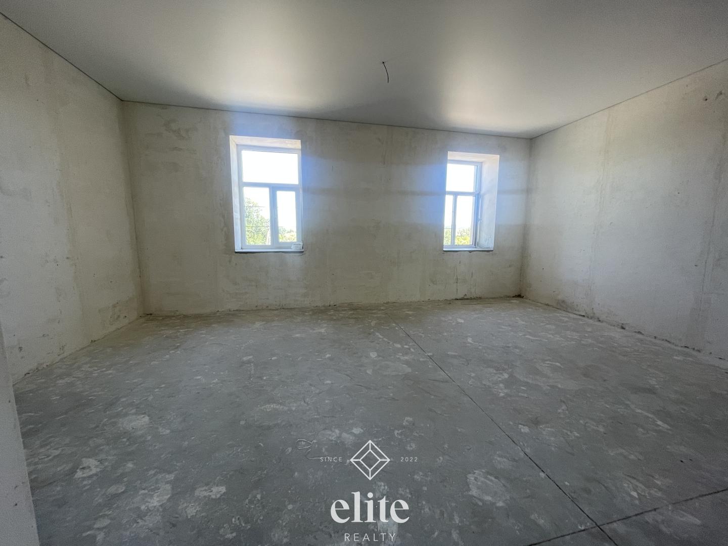 elite realty image