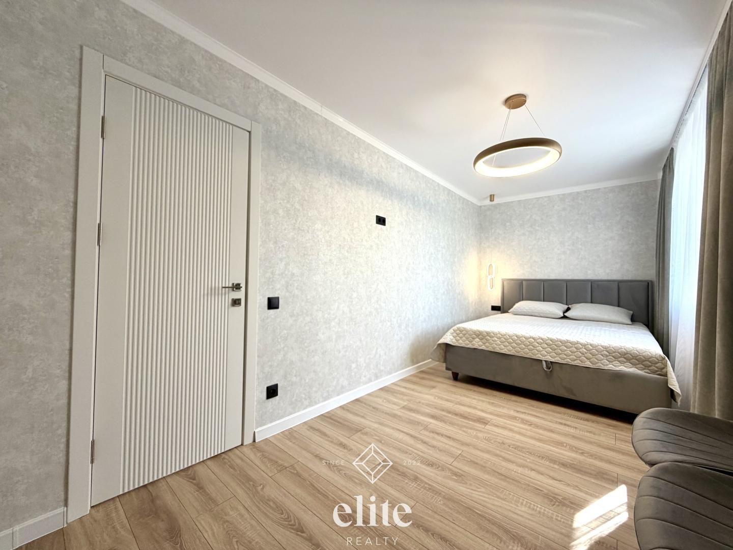 elite realty image