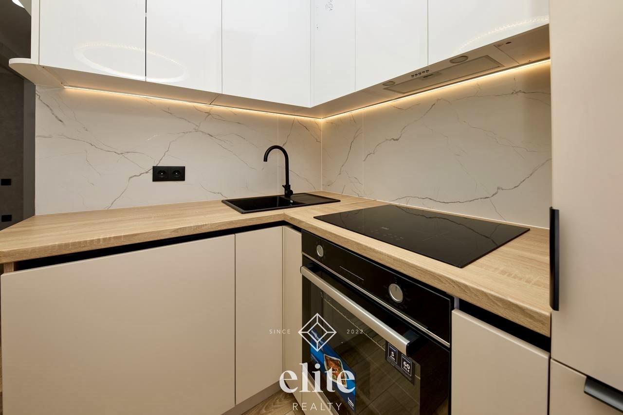 elite realty image