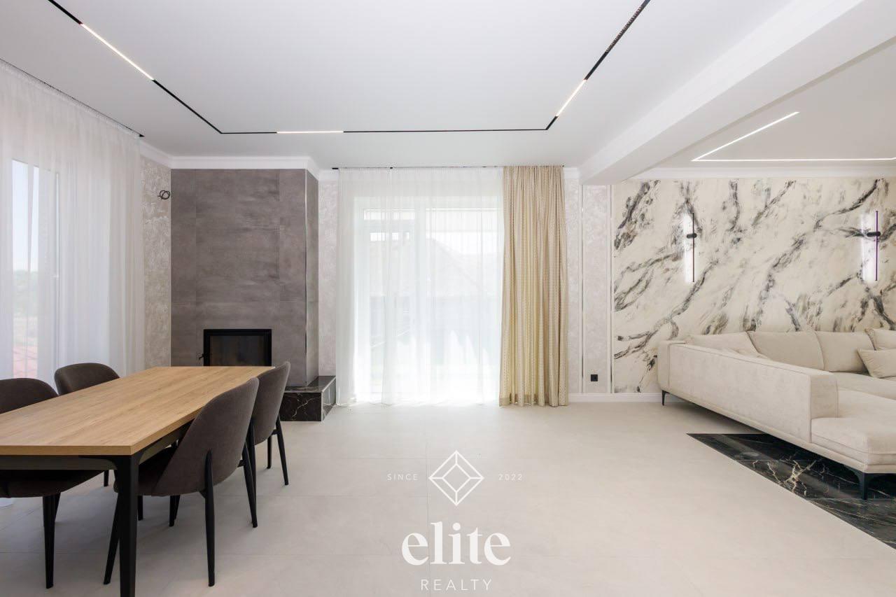 elite realty image