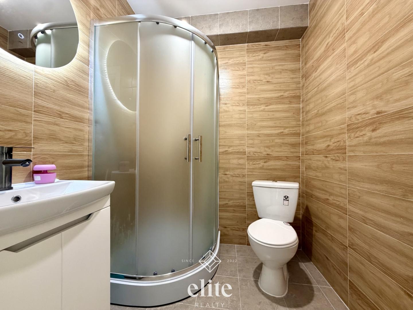 elite realty image