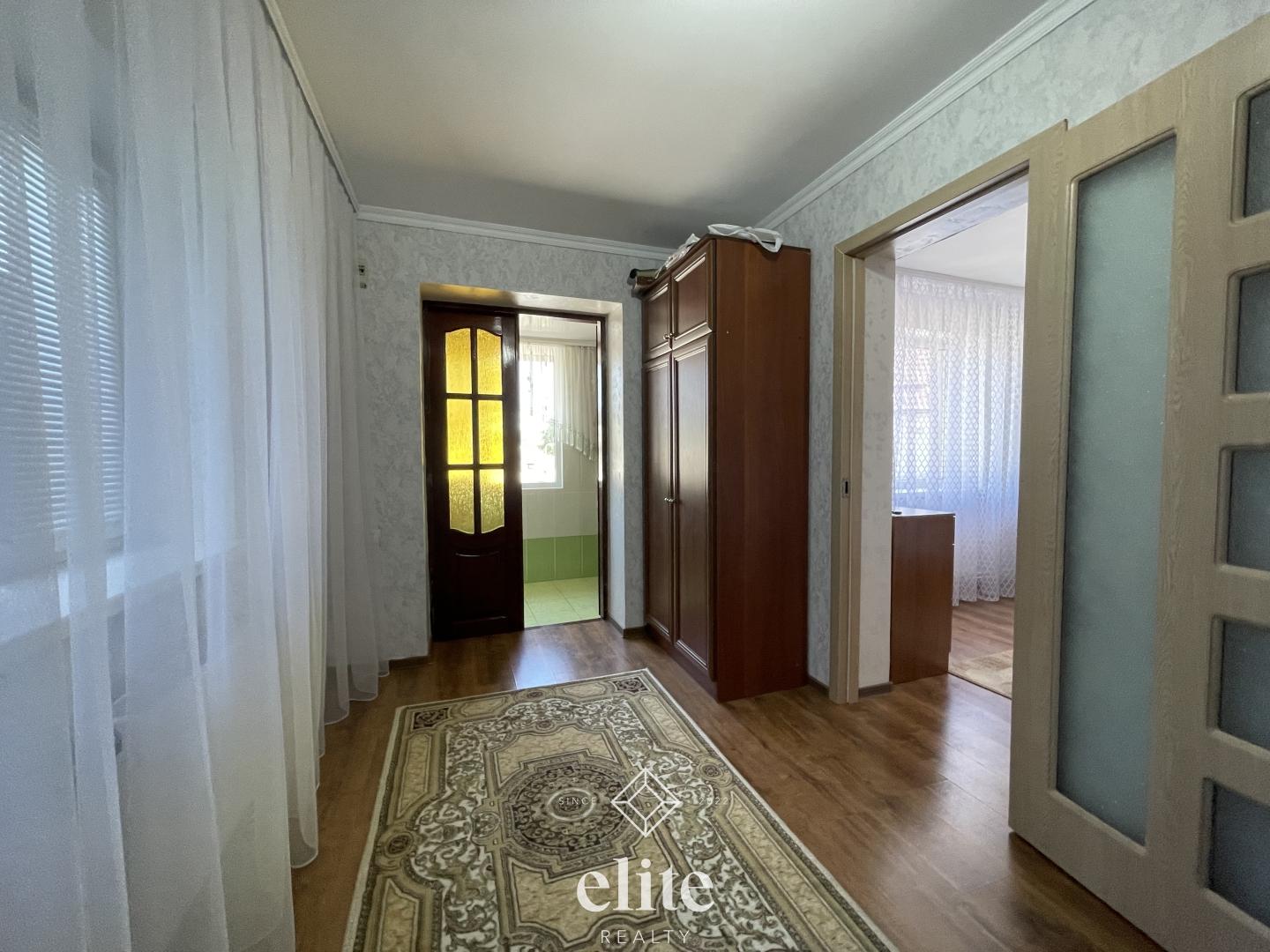 elite realty image