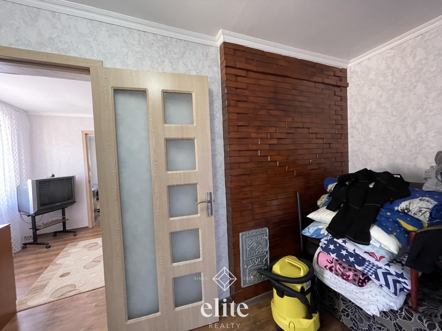 elite realty image