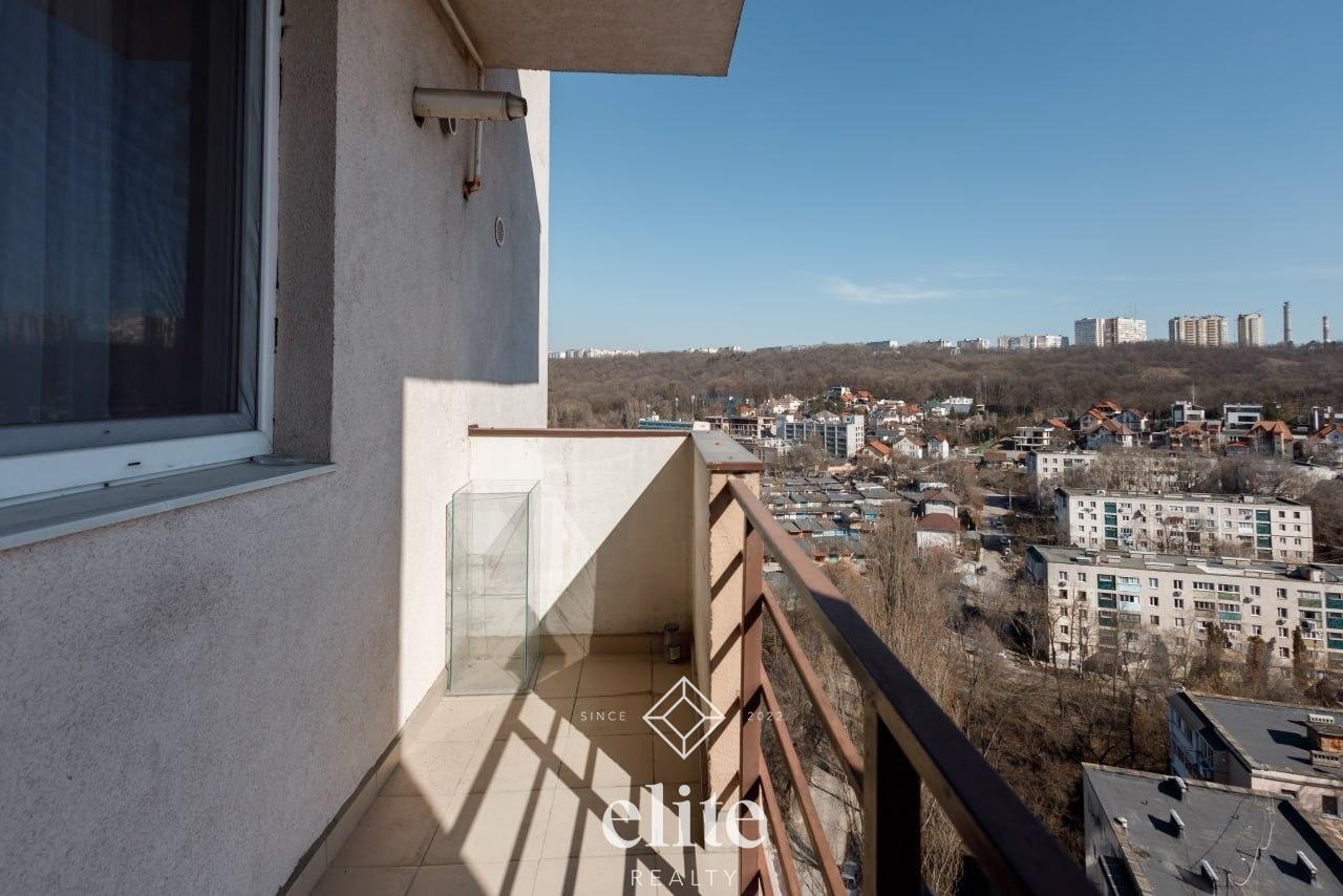 elite realty image