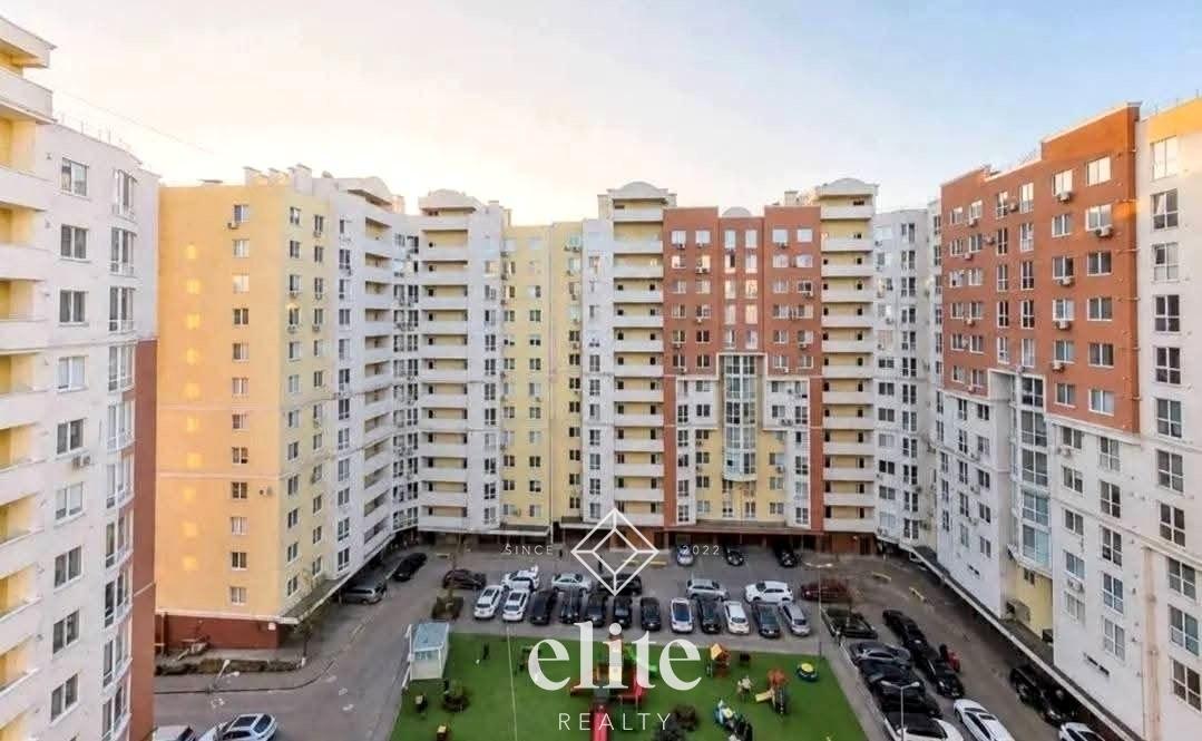 elite realty image