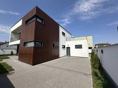 elite realty image