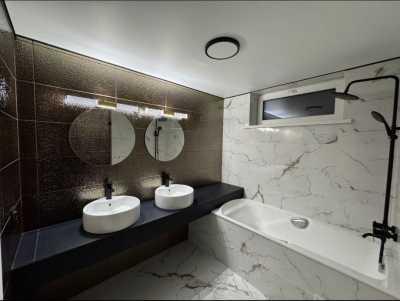 elite realty image
