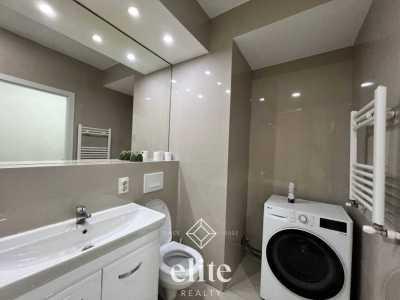 elite realty image
