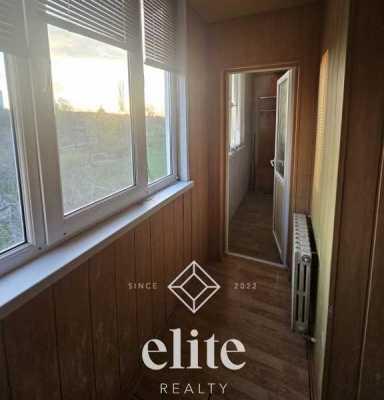 elite realty image