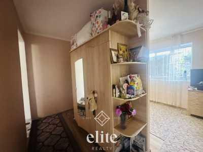 elite realty image