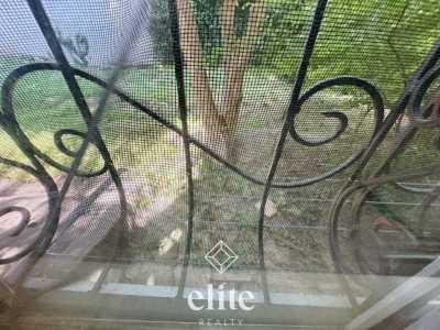 elite realty image