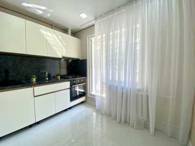 elite realty image