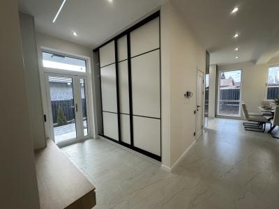 elite realty image
