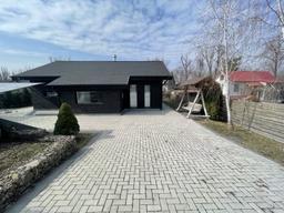 elite realty image