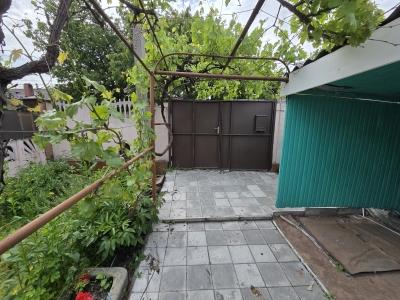 elite realty Str. Leușeni