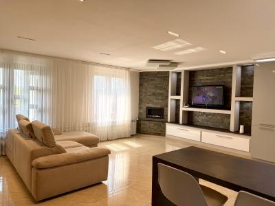 elite realty image