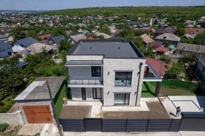 elite realty image