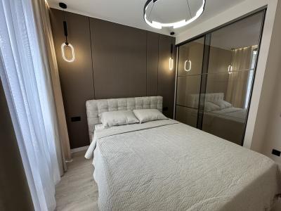 elite realty Str. Regina Elisabeta