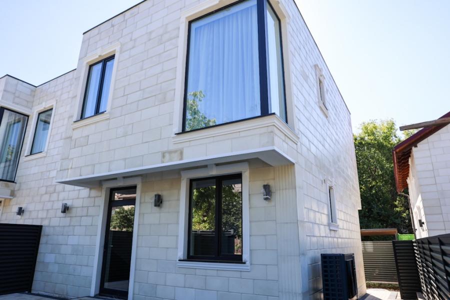 elite realty str. Buiucani