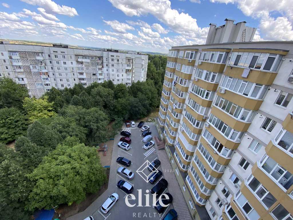 elite realty image