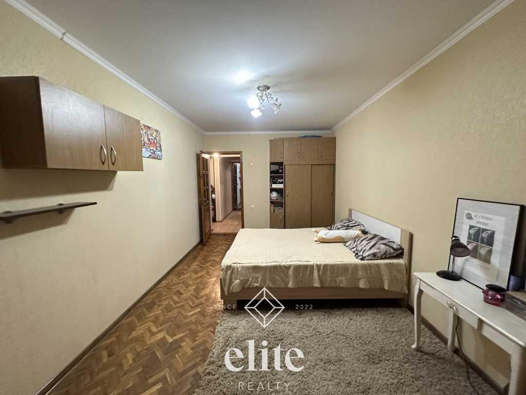 elite realty image