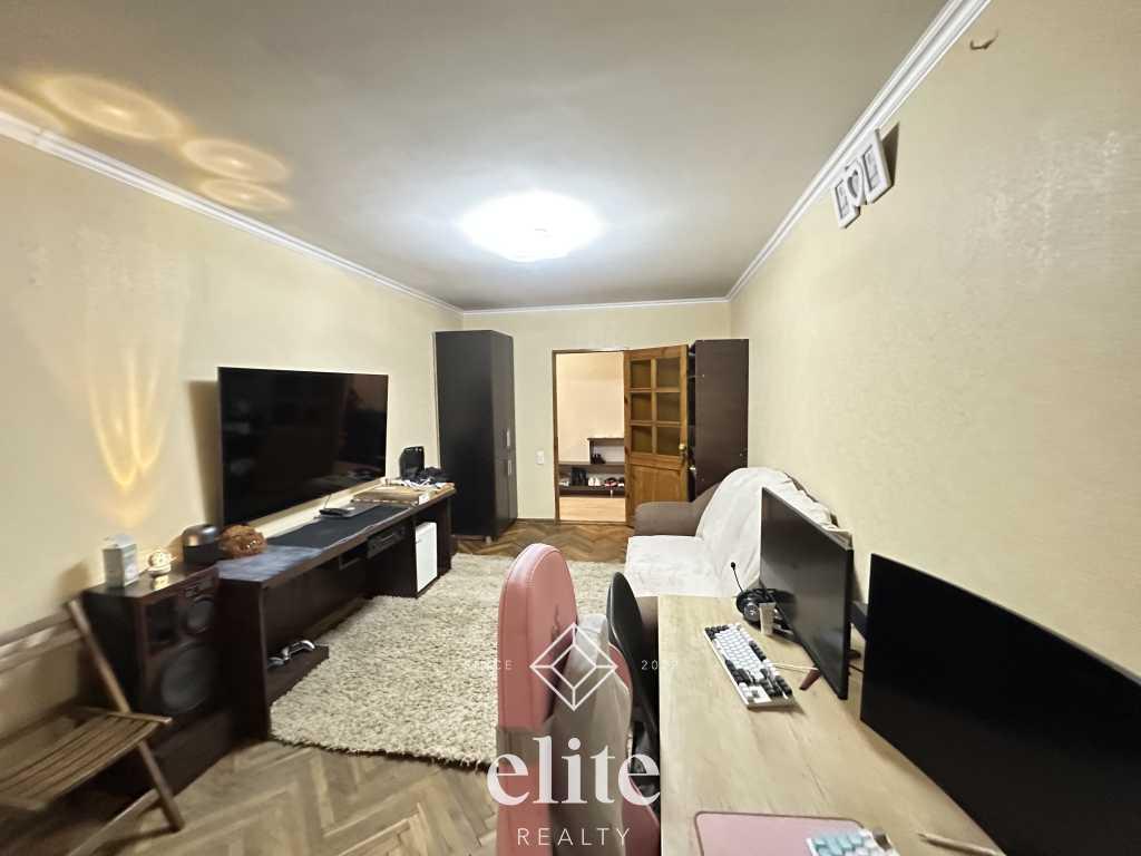 elite realty image