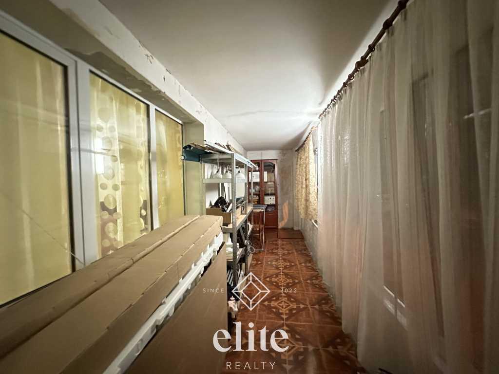 elite realty image