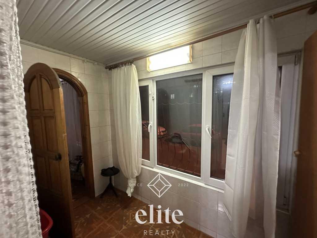 elite realty image