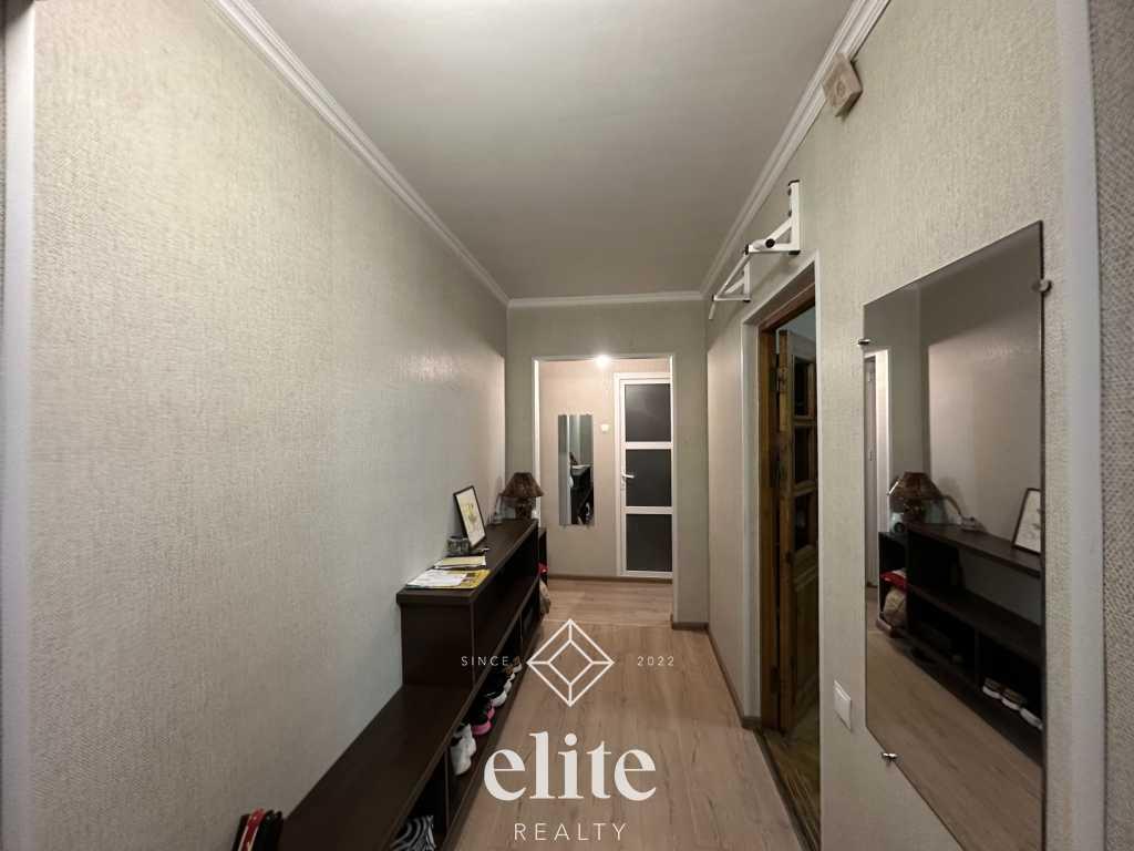 elite realty image