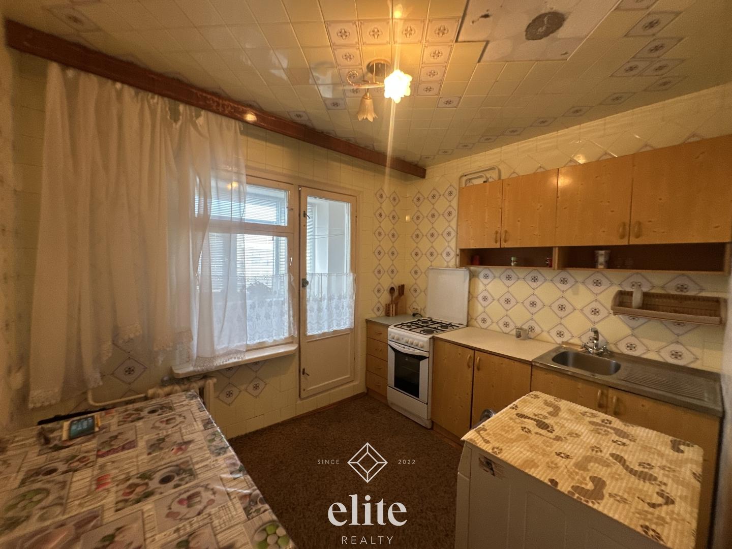 elite realty image