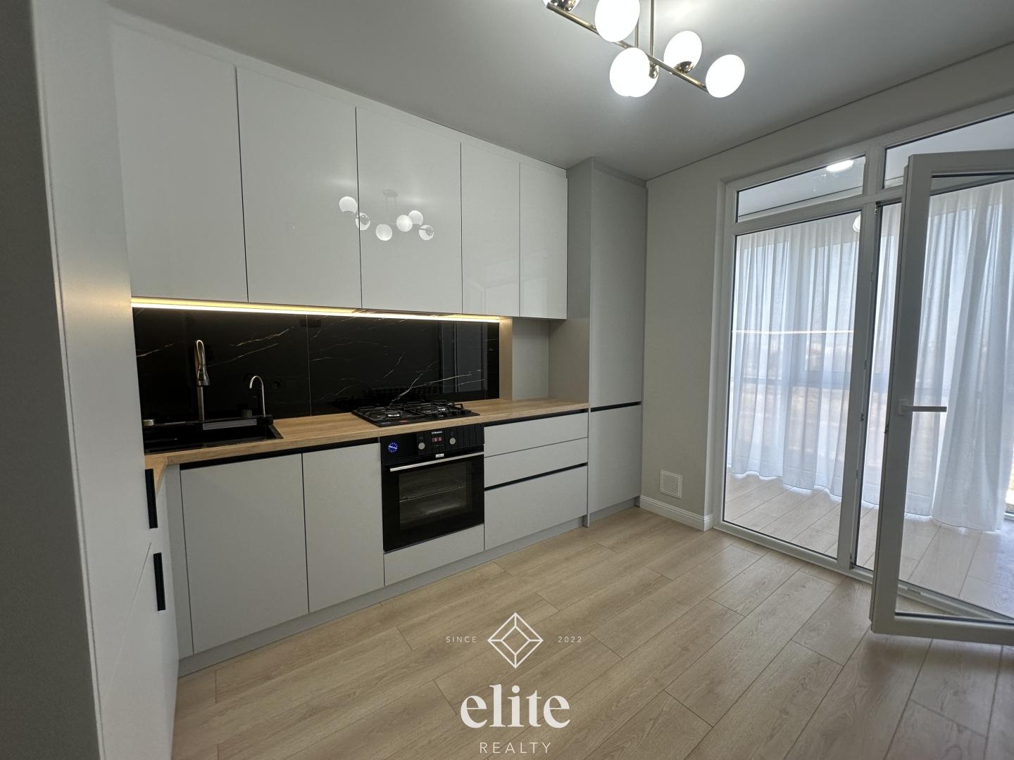 elite realty image