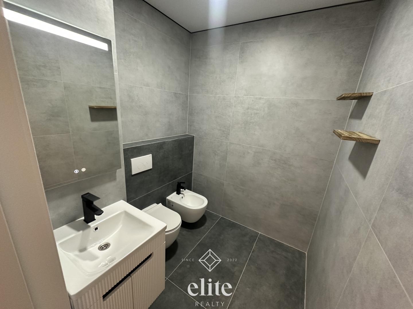 elite realty image