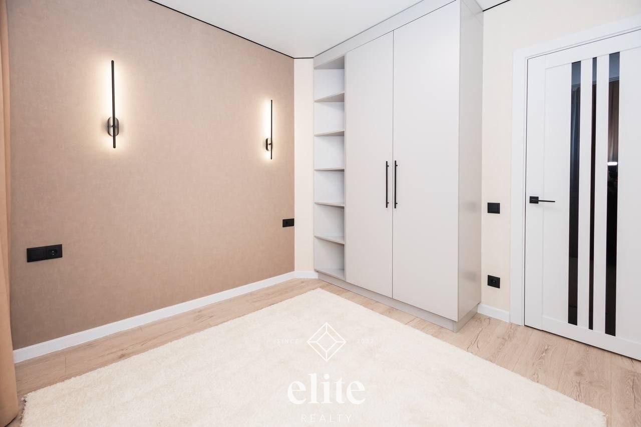 elite realty image