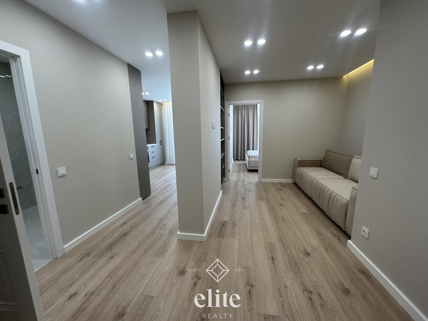elite realty image