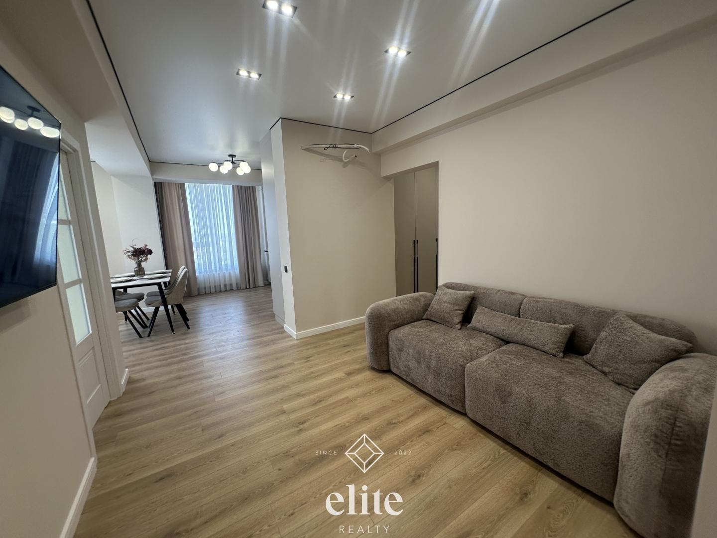 elite realty image