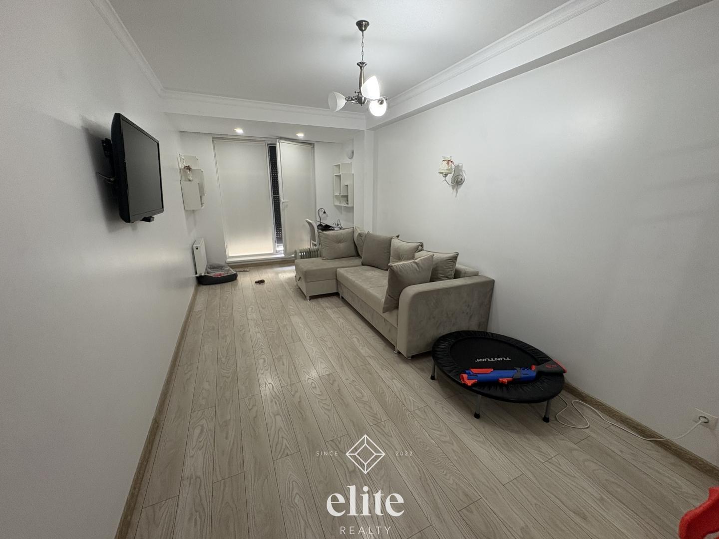 elite realty image