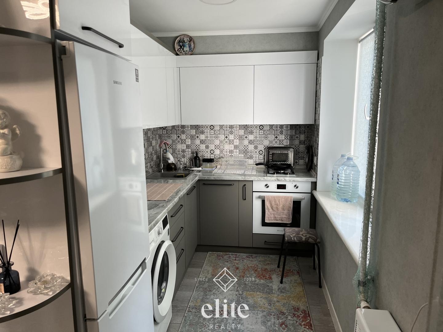 elite realty image