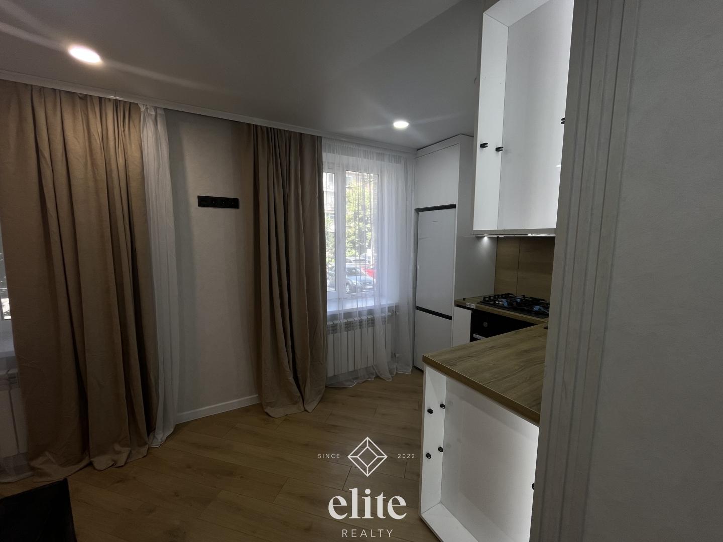 elite realty image