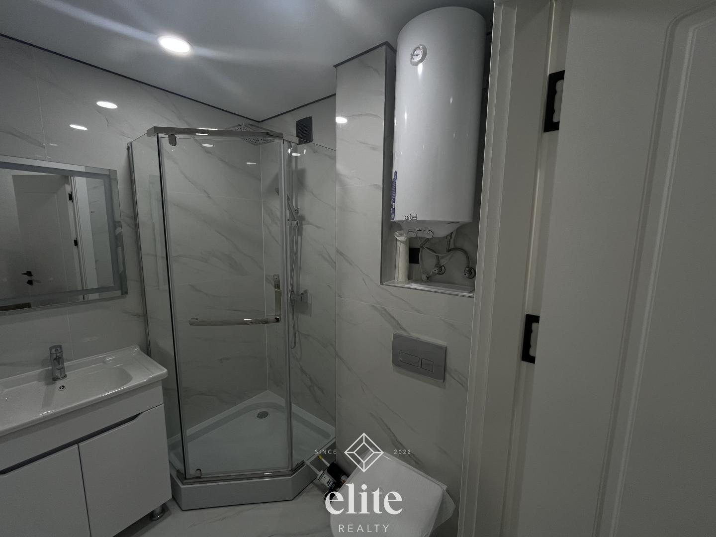 elite realty image