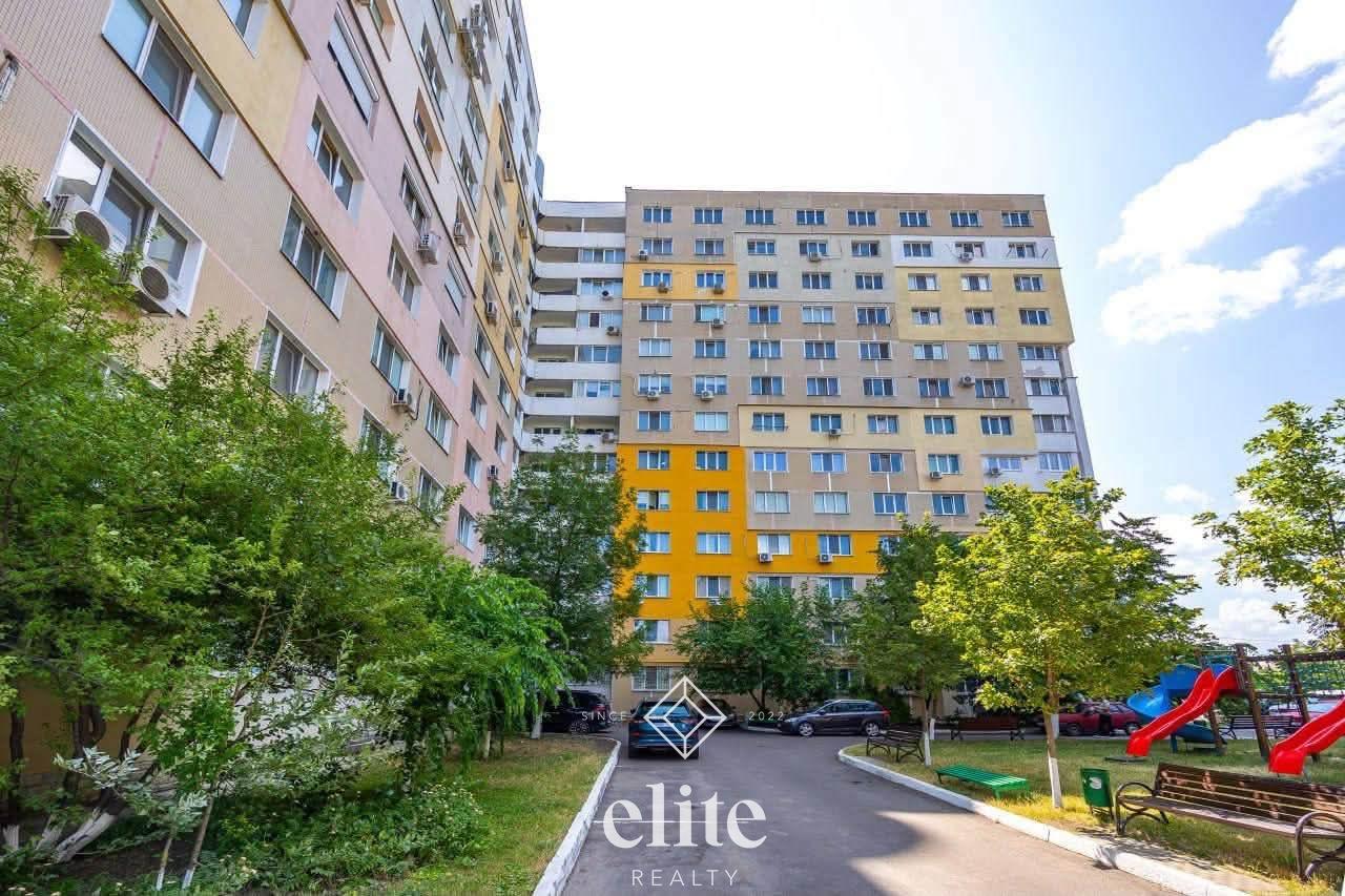 elite realty image